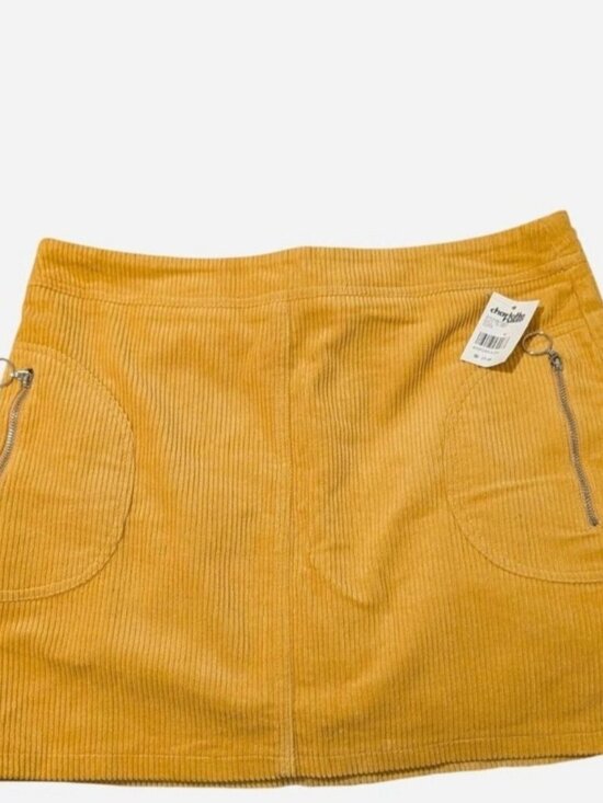 Dresses & Skirts - Yellow Mini Skirt